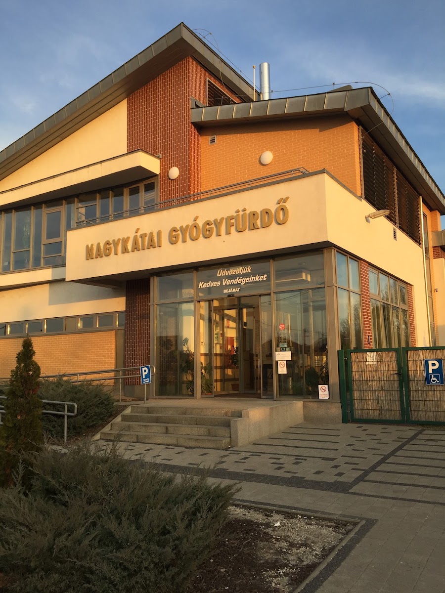 Nagykátai Gyógy- és Strandfürdő