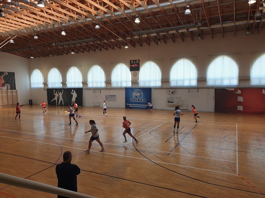 Urányi János Sport- és Szabadidőközpont