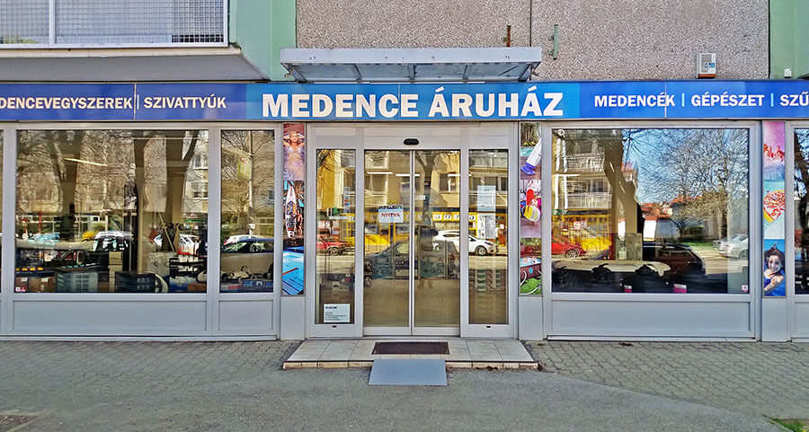 Gyermek medence